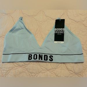 BONDS Originals Retro Rib Triangle Bralette